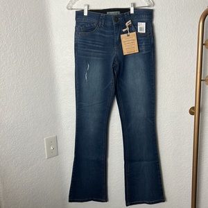 #243 ☑️ Democracy Ab Technology Itty Bitty Boot Distressed Jeans